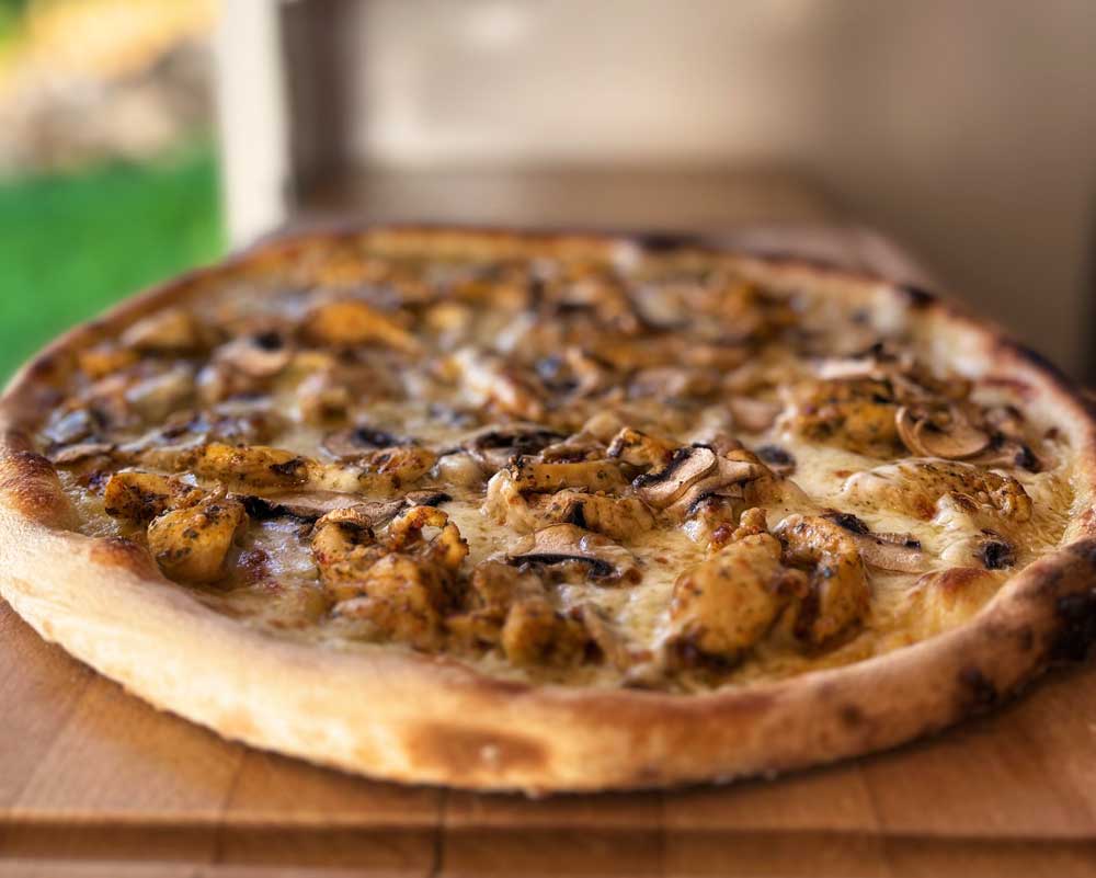 poulette pizza-poulette-foodtruck-chauffe-marcel