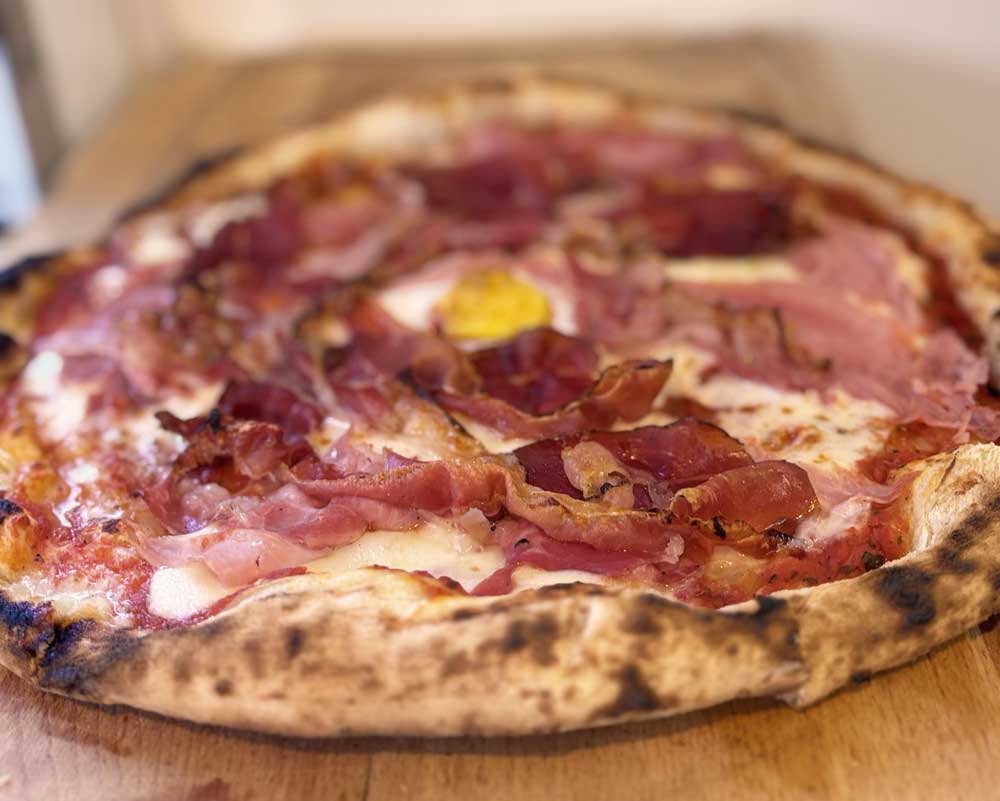carnivore pizza-carnivore-foodtruck-chauffe-marcel